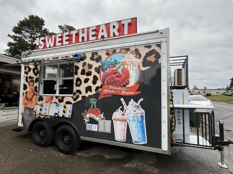 Sweet Heart Chicks & Shakes — Specialty dessert trailer with eye-catching design