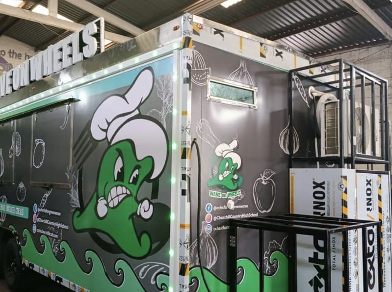 Wave on Wheels — Eye-catching green design with full commercial setup